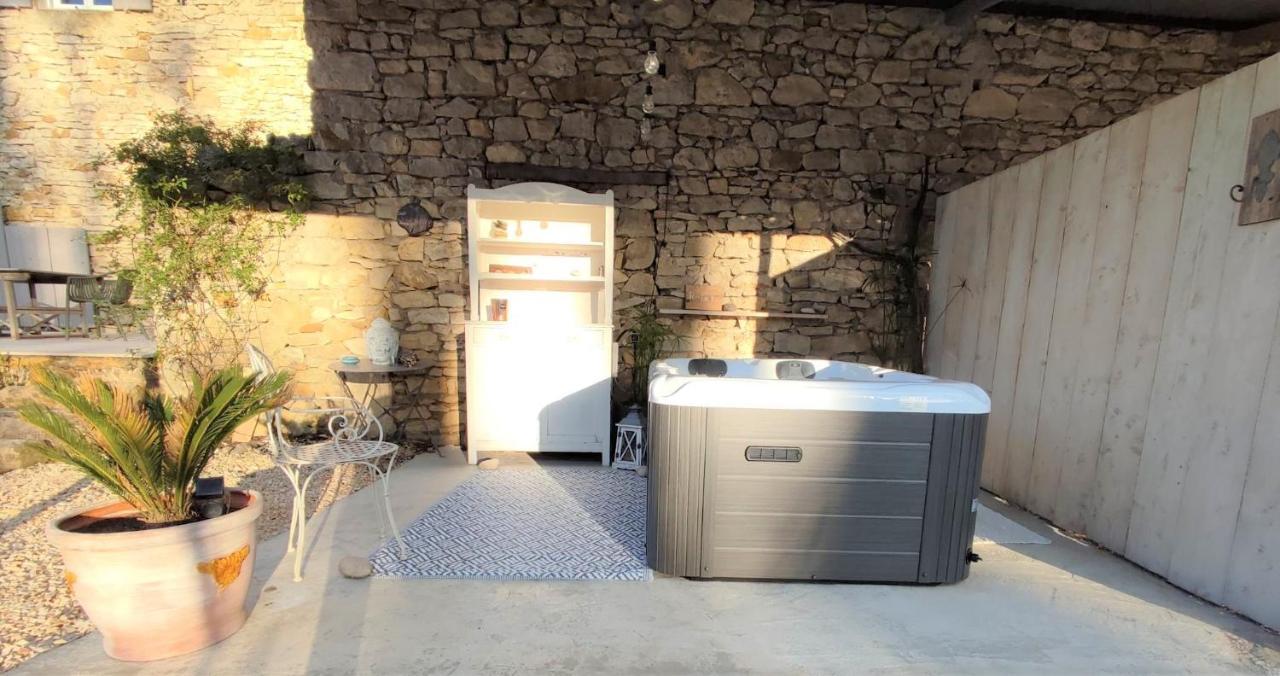 le gîte de Montagnac La Roque-sur-Cèze Extérieur photo